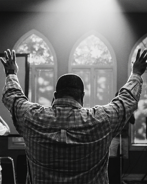 People praying